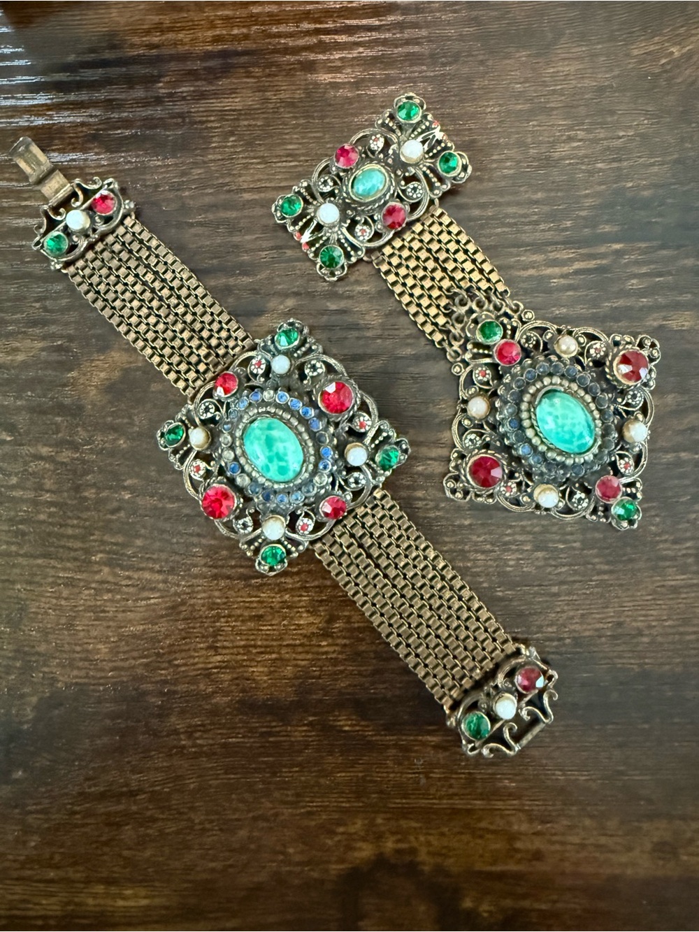Hollycraft rare antique Hungarian Peking glass set